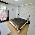 Apartman Centrico, 3 Minutes To Arenal-bol