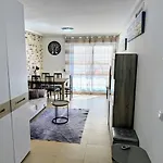 Apartman Centrico, 3 Minutes To Arenal-bol *