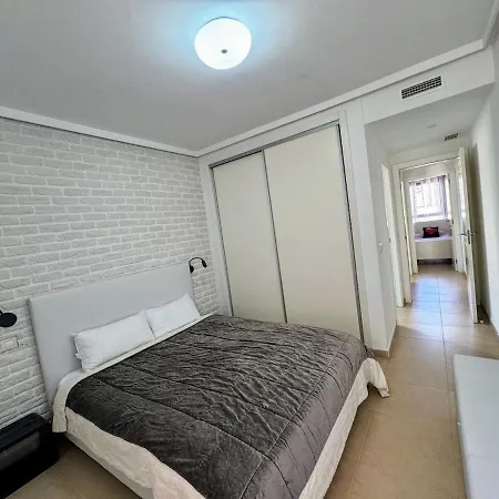 Apartment Centrico, 3 Minutes To Arenal-bol